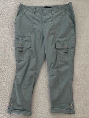 White House Black Market women’s size 10 light blue cargo pants roll hem EUC